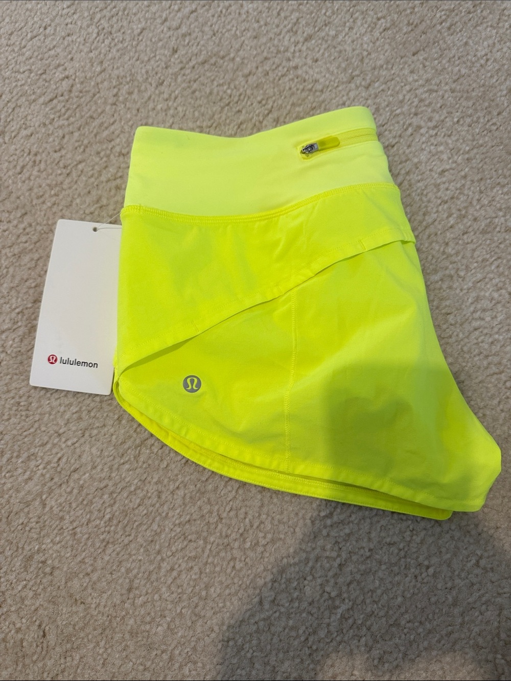 lululemon athletica Speed Up LR shorts 2.5”